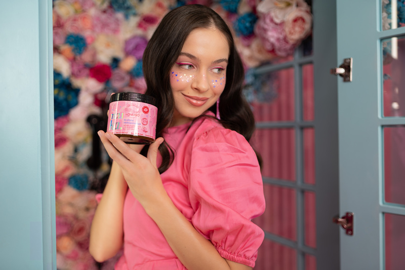 “Love is in the Hair” – limitowana walentynkowa seria kosmetyków OnlyBio