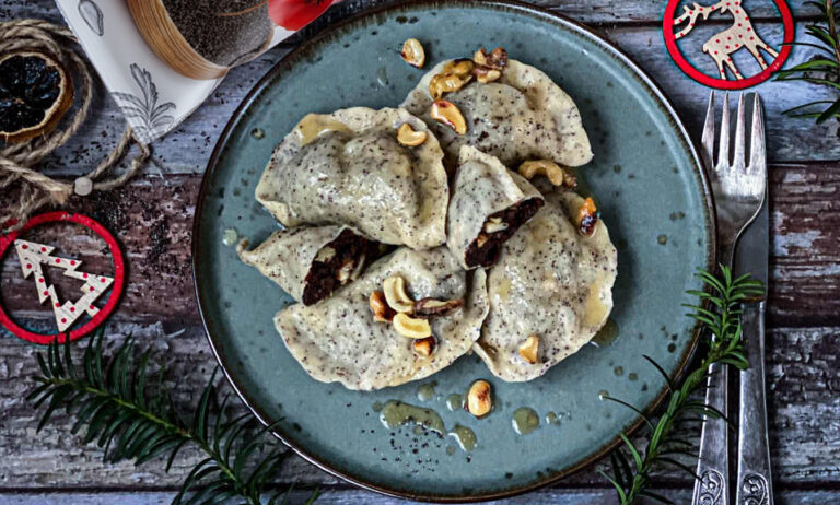 Pierogi z makiem